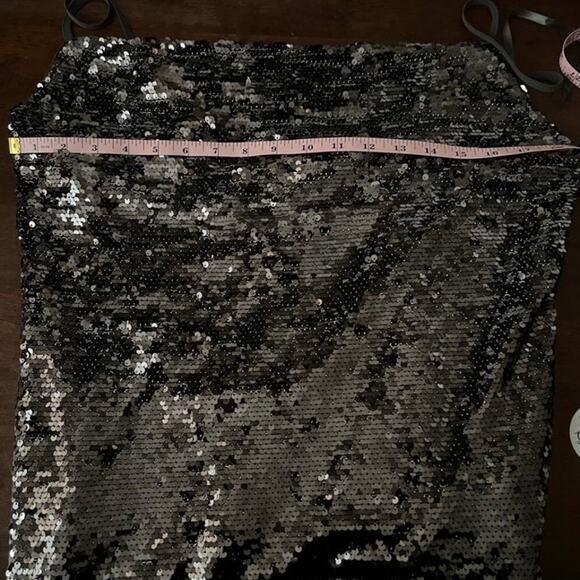 L’AGENCE Nyla Sequins Mini Slip Dress in Gunmetal Size 8 - Picture 10 of 13